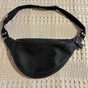 Andar Genuine Leather Black Belt Bag